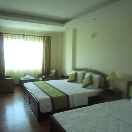 Duc Minh Hotel Thành Pho Ho Chí Minh Esterno foto