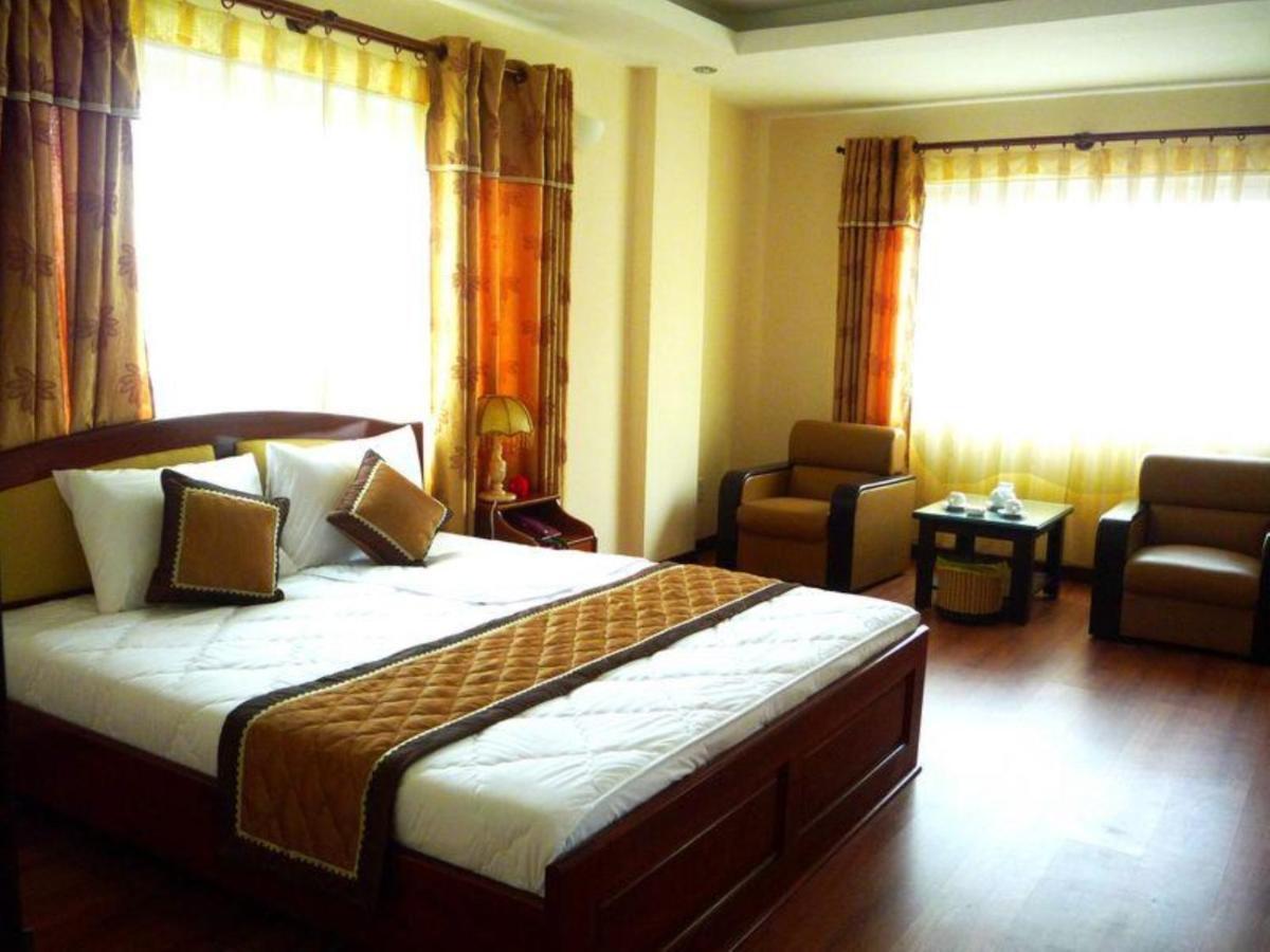 Duc Minh Hotel Thành Pho Ho Chí Minh Esterno foto