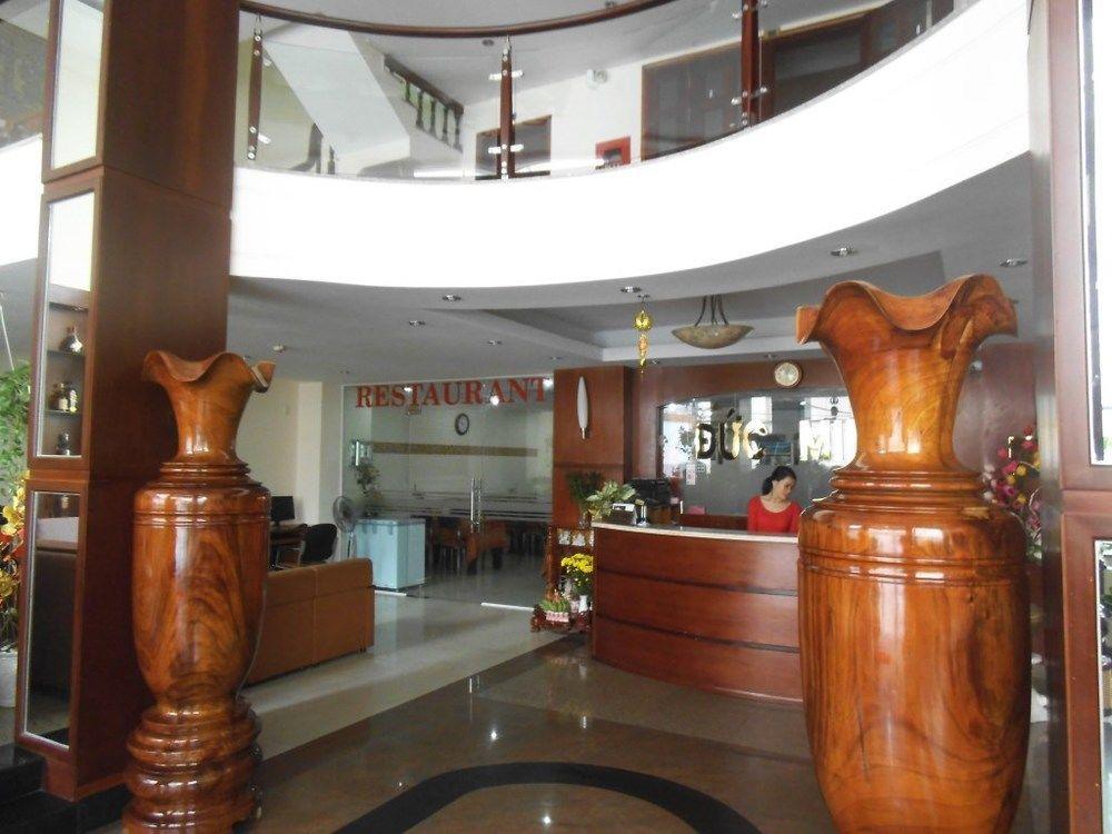 Duc Minh Hotel Thành Pho Ho Chí Minh Esterno foto