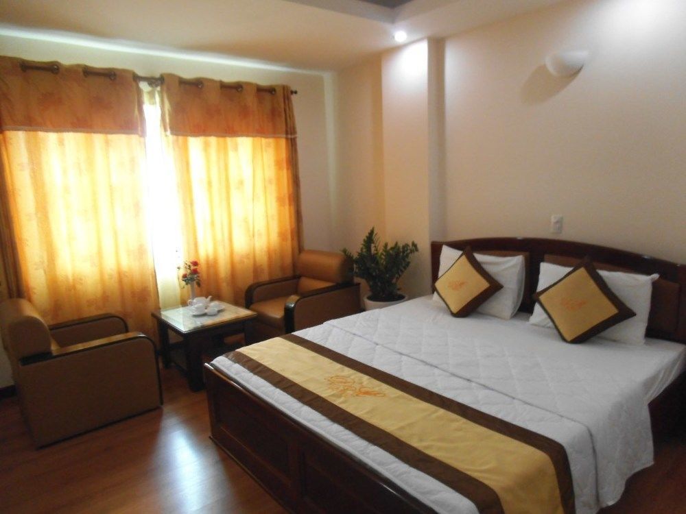 Duc Minh Hotel Thành Pho Ho Chí Minh Esterno foto