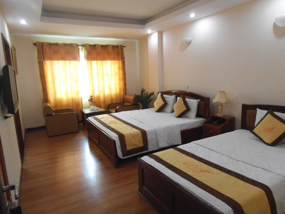 Duc Minh Hotel Thành Pho Ho Chí Minh Esterno foto