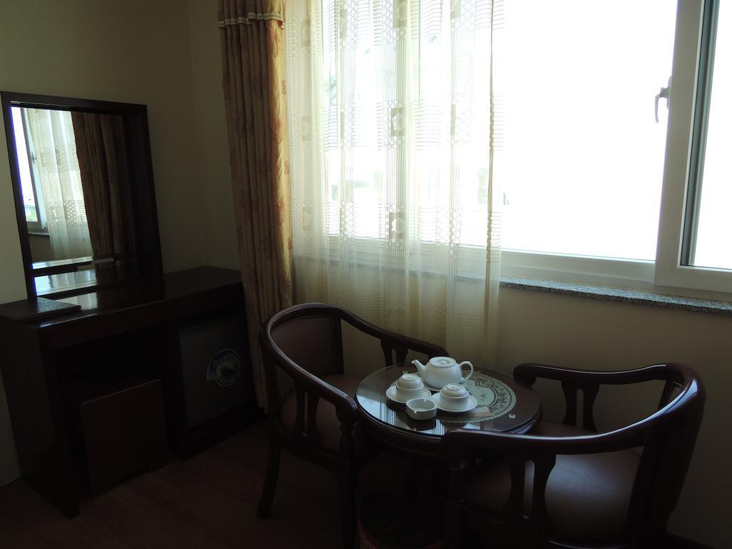 Duc Minh Hotel Thành Pho Ho Chí Minh Esterno foto