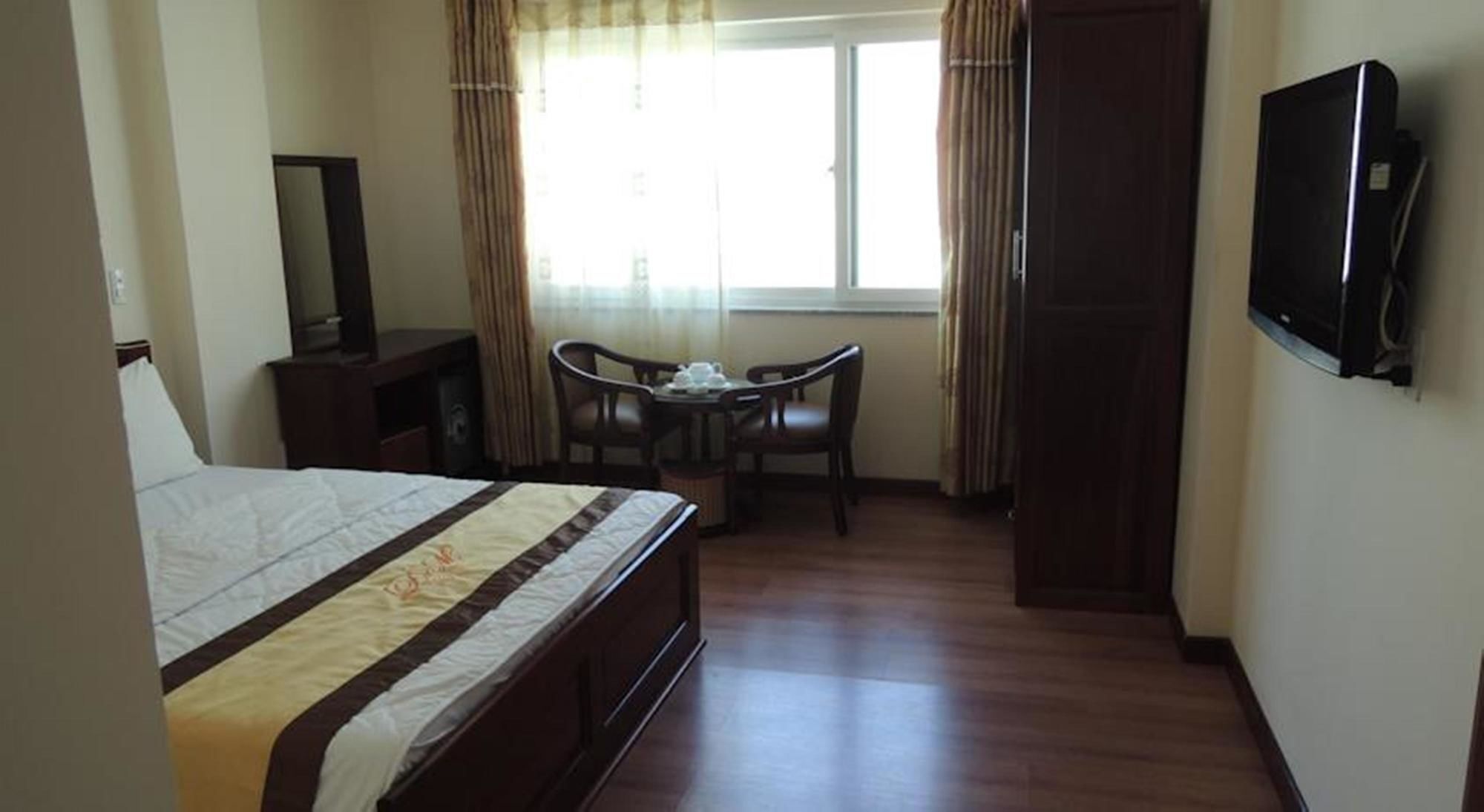 Duc Minh Hotel Thành Pho Ho Chí Minh Esterno foto