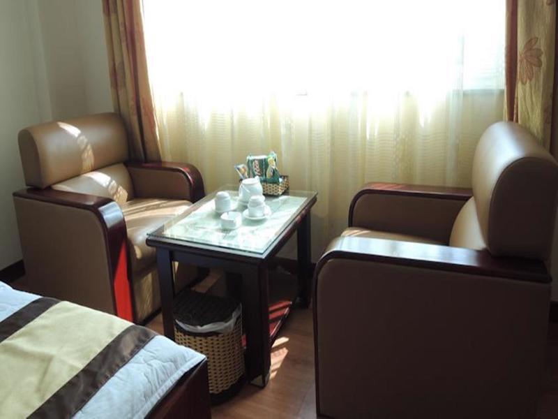 Duc Minh Hotel Thành Pho Ho Chí Minh Esterno foto