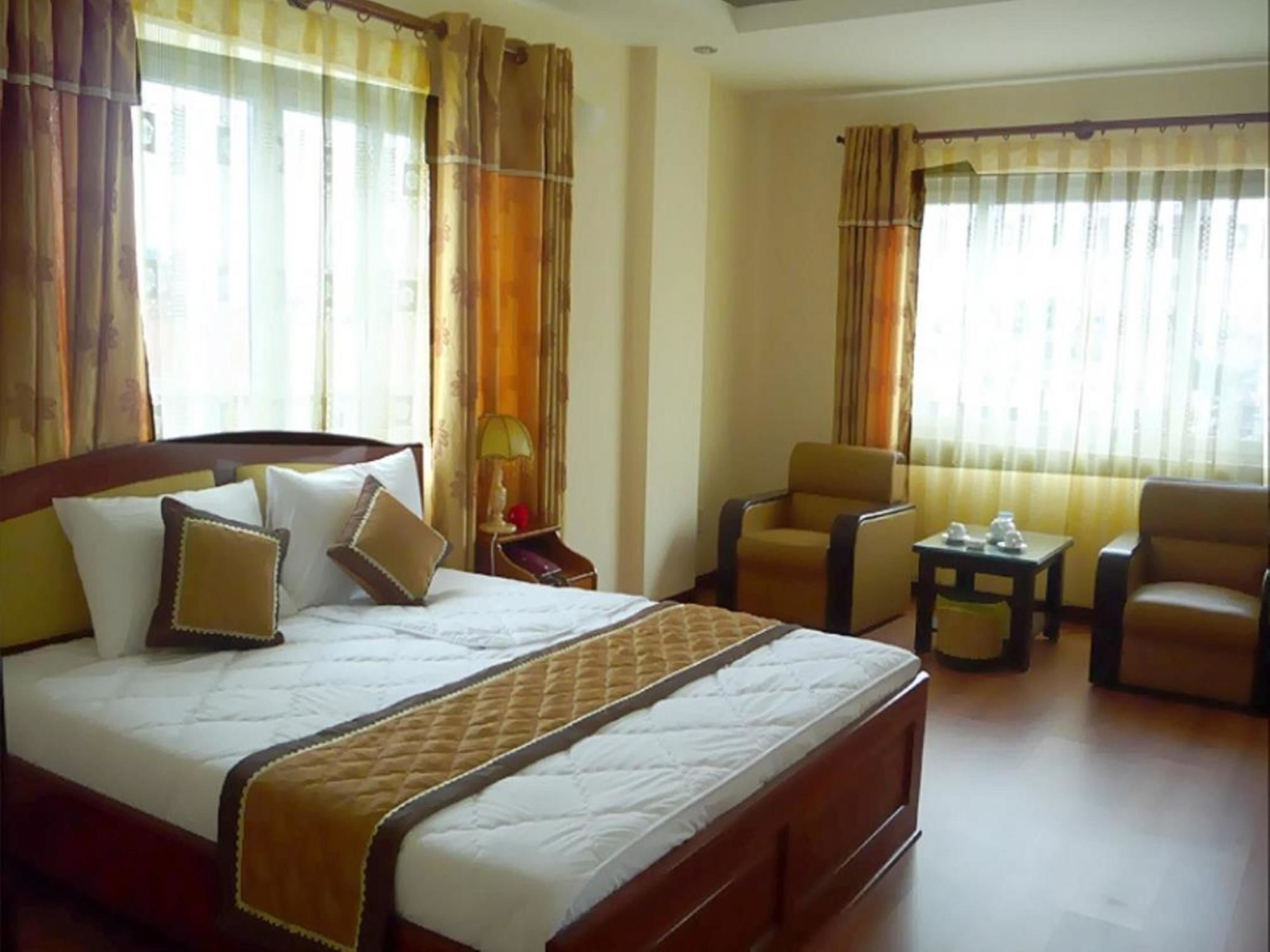 Duc Minh Hotel Thành Pho Ho Chí Minh Esterno foto